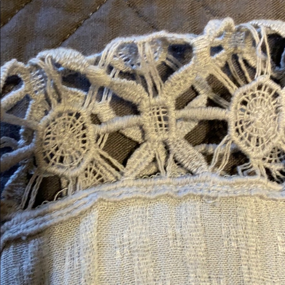 Top - Picture 5 of 6